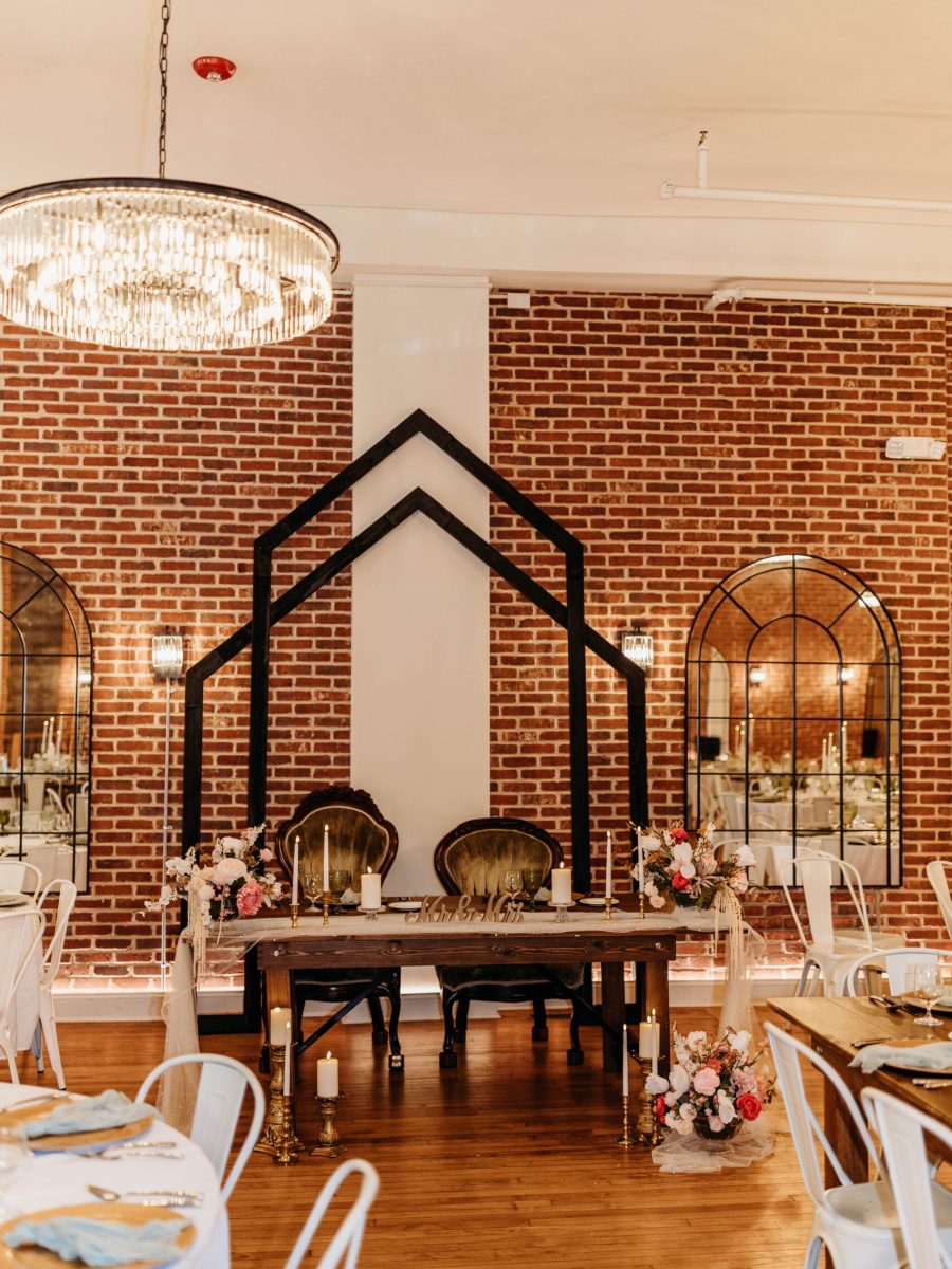 the venue event space_Bride and Groom table